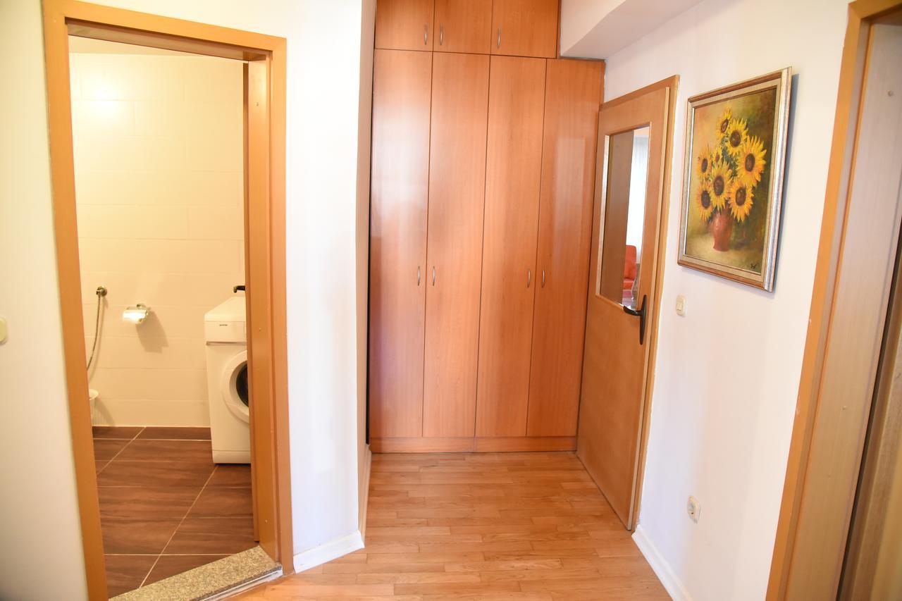 3 Bedroom Home With Parking Garage In The Heart Of Skopje Exteriér fotografie